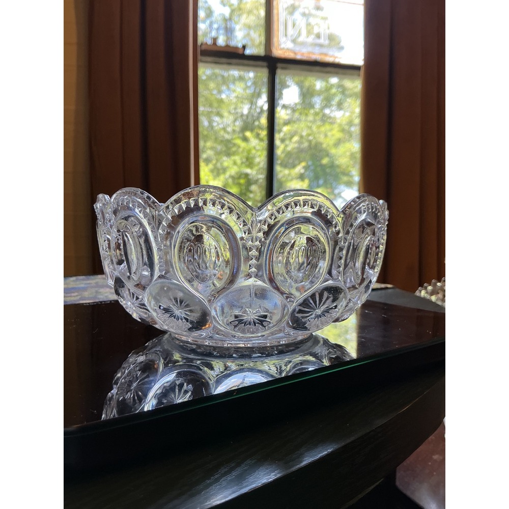 Vintage L.E. Smith Moon and Star Clear Glass 6.25" Bowl Scalloped Rim